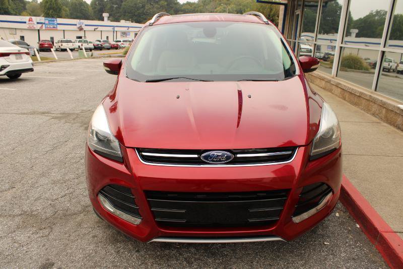 Used 2014 Ford Escape Titanium w/ Equipment Group 401A FWD image 2