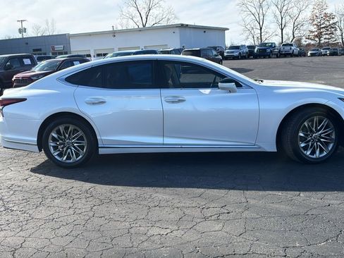 Used 2019 Lexus LS 500 500 Base w/ Accessory Package (Z2) image 9