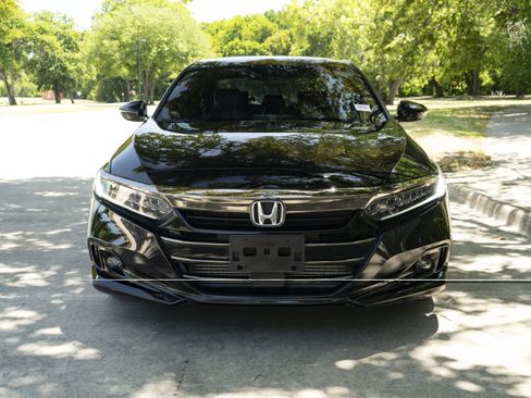 Certified 2022 Honda Accord Sport image 3