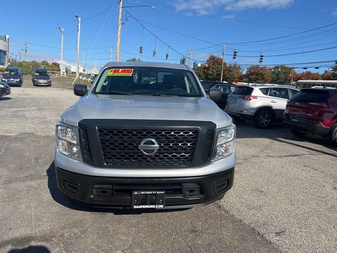 Used 2018 Nissan Titan S w/ S Utility Package image 8