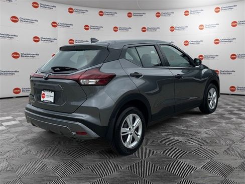 New 2025 Nissan Kicks S image 5