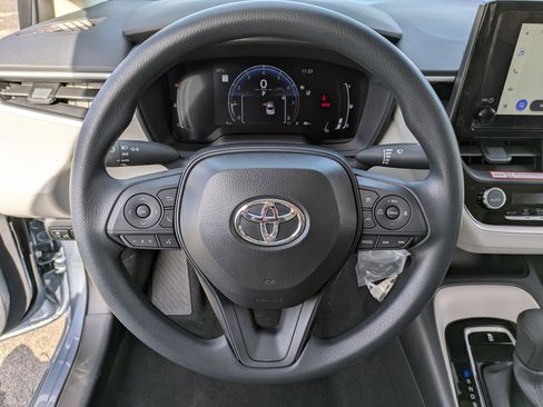 New 2026 Toyota Corolla LE image 9