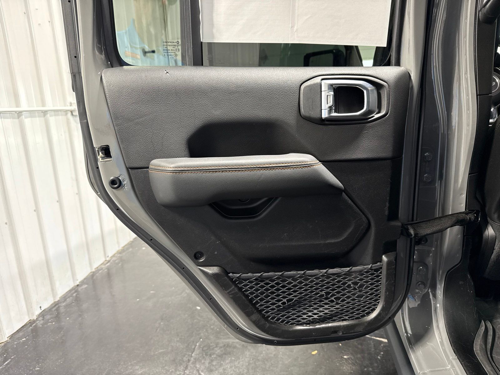 Used 2022 Jeep Gladiator Mojave w/ LED Lighting Group AWD/4WD image 18