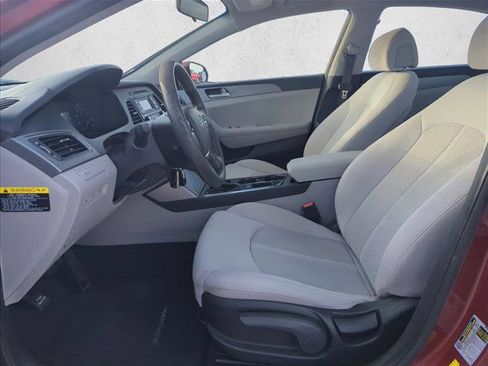Used 2016 Hyundai Sonata SE image 19