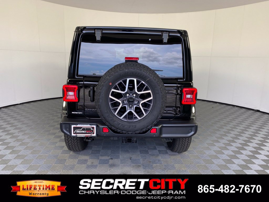 New 2026 Jeep Wrangler Unlimited Sahara AWD/4WD image 7