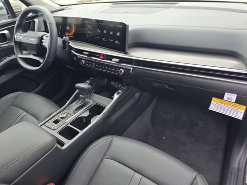 New 2026 Kia Sorento S w/ S Panoramic Sunroof Package FWD image 11