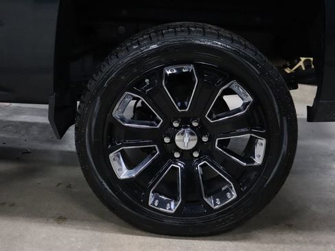 Used 2018 Chevrolet Silverado 1500 LT w/ Texas Edition image 35