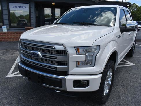 Used 2015 Ford F150 Platinum w/ Equipment Group 701A Luxury AWD/4WD image 2