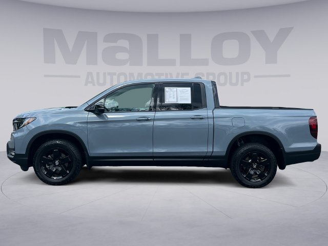 Used 2025 Honda Ridgeline Black Edition image 2