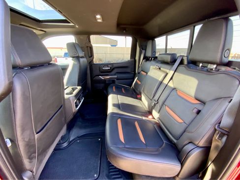 Used 2021 GMC Sierra 1500 AT4 w/ AT4 Premium Package image 24