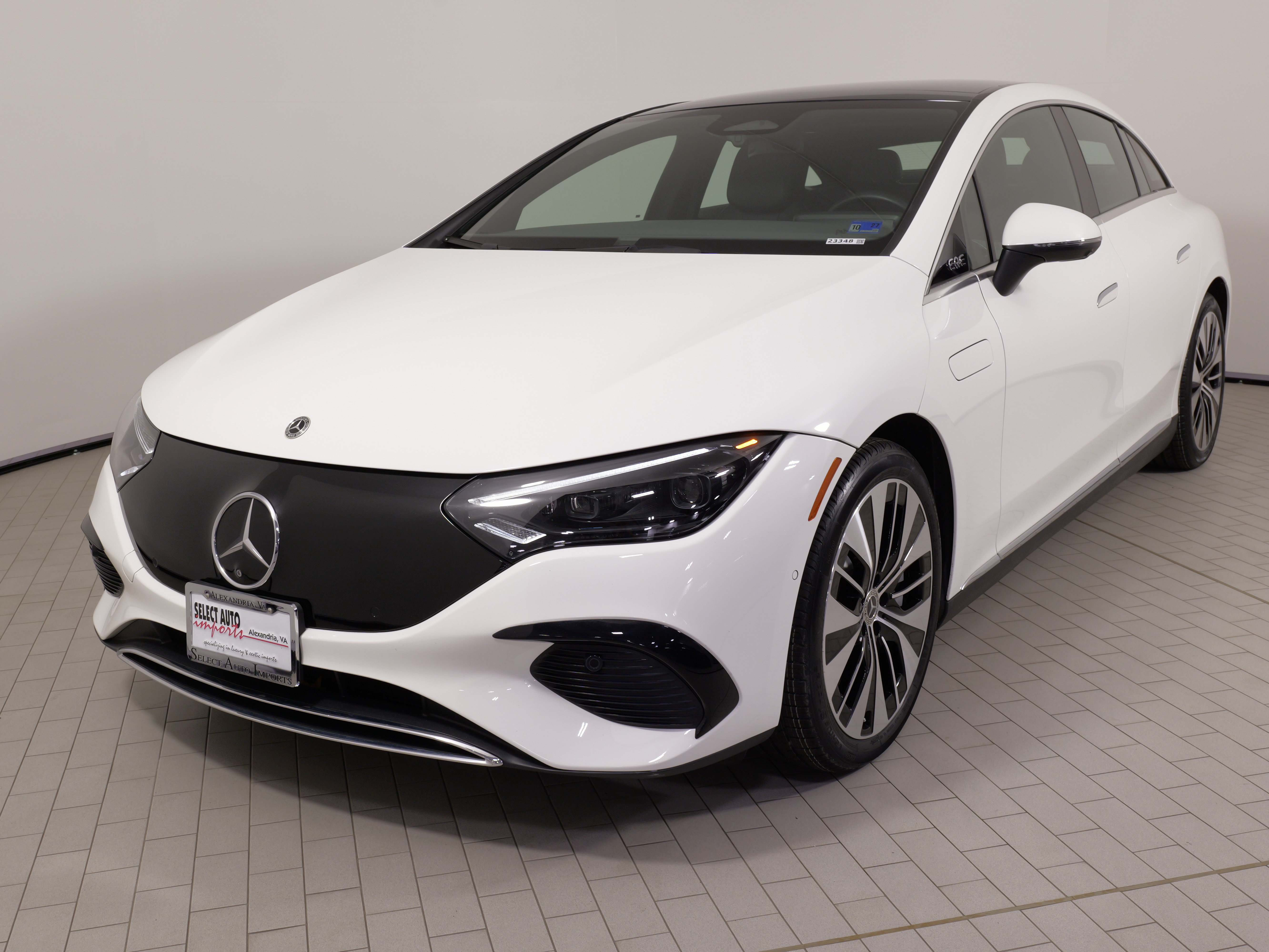 Used 2023 Mercedes-Benz EQE 350+ 4MATIC Sedan w/ Digital Light Package image 5