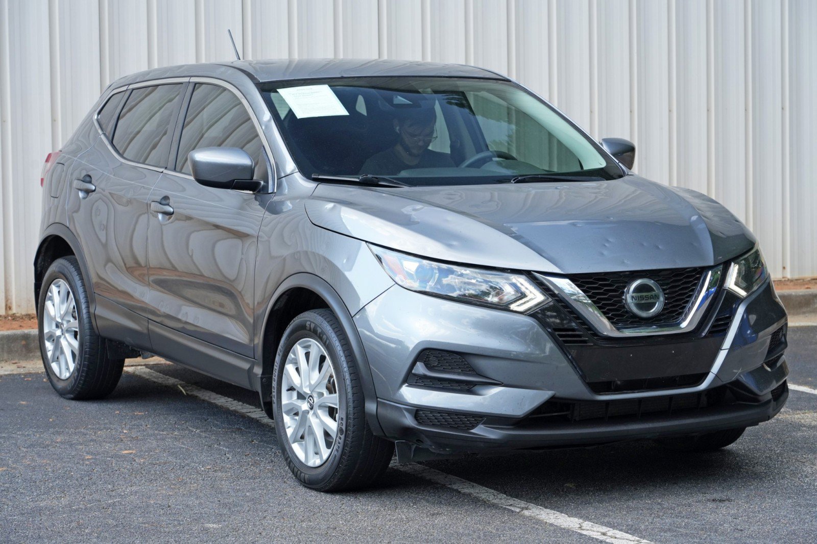 Used 2020 Nissan Rogue Sport S w/ Appearance Package FWD image 46