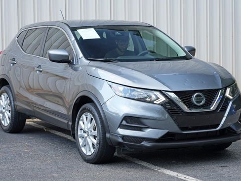 Used 2020 Nissan Rogue Sport S w/ Appearance Package FWD image 46