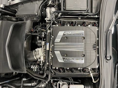 Used 2016 Chevrolet Corvette Z06 w/ 3LZ Preferred Equipment Group image 35