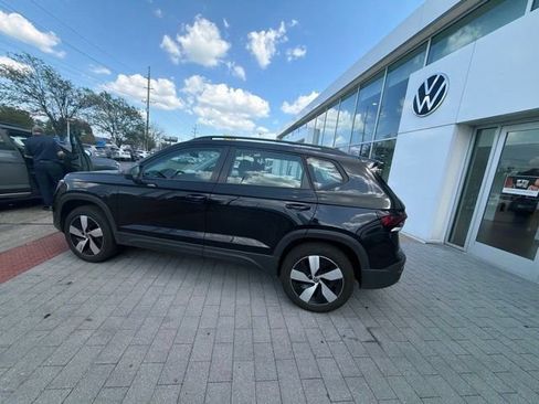 Certified 2025 Volkswagen Taos S AWD/4WD image 8