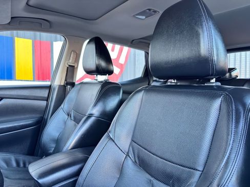 Used 2022 Nissan Rogue Sport SL w/ Premium Package image 15