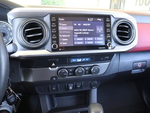 Used 2022 Toyota Tacoma SR5 image 42