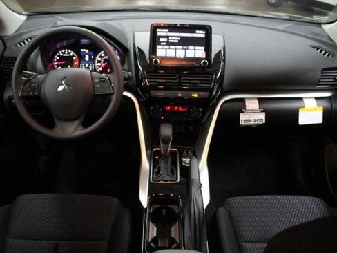 New 2026 Mitsubishi Eclipse Cross LE image 20