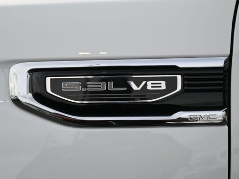 Used 2023 GMC Sierra 1500 SLE image 34