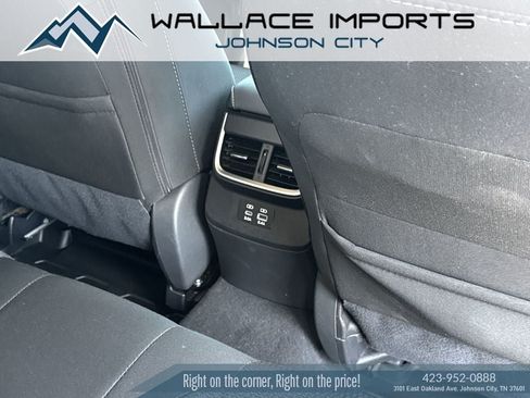 Used 2024 Subaru Outback Premium w/ Popular Package #1A AWD/4WD image 40