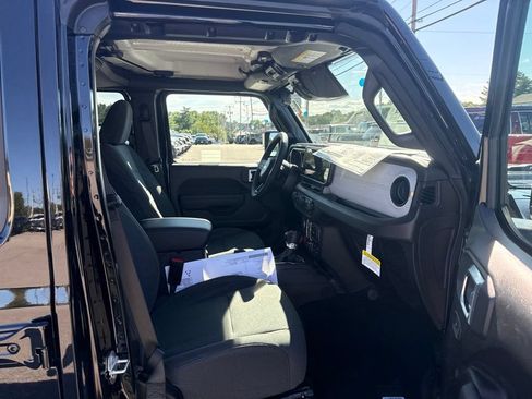 New 2027 Jeep Wrangler Unlimited Sport AWD/4WD image 24