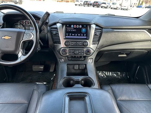 Used 2018 Chevrolet Tahoe LT image 13