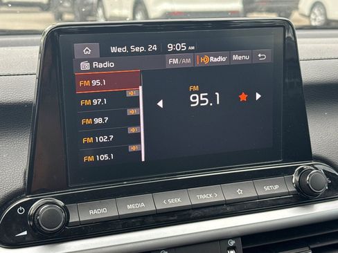 Used 2024 Kia Forte LXS w/ LXS Technology Package image 25