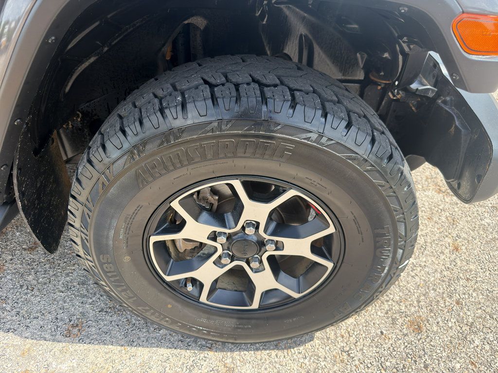 Used 2021 Jeep Wrangler Unlimited Rubicon AWD/4WD image 21