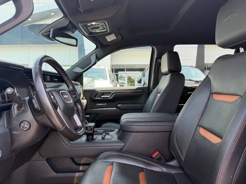 Used 2023 GMC Sierra 1500 AT4 w/ AT4 Preferred Package AWD/4WD image 13
