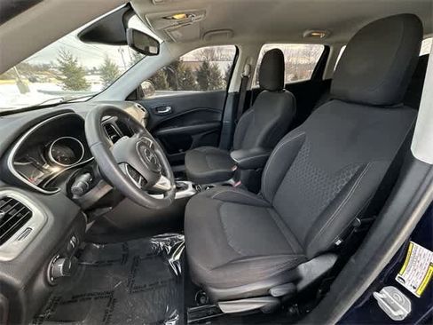 Used 2019 Jeep Compass Sport image 17
