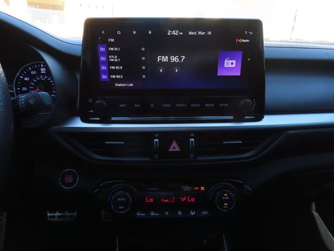 Used 2023 Kia Forte GT image 19