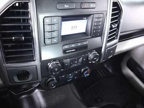 Used 2018 Ford F150 XLT RWD image 16