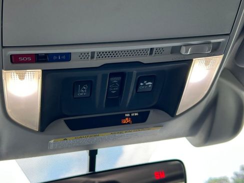 Used 2020 Subaru Forester Premium image 20