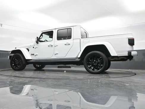 Used 2023 Jeep Gladiator Overland image 55