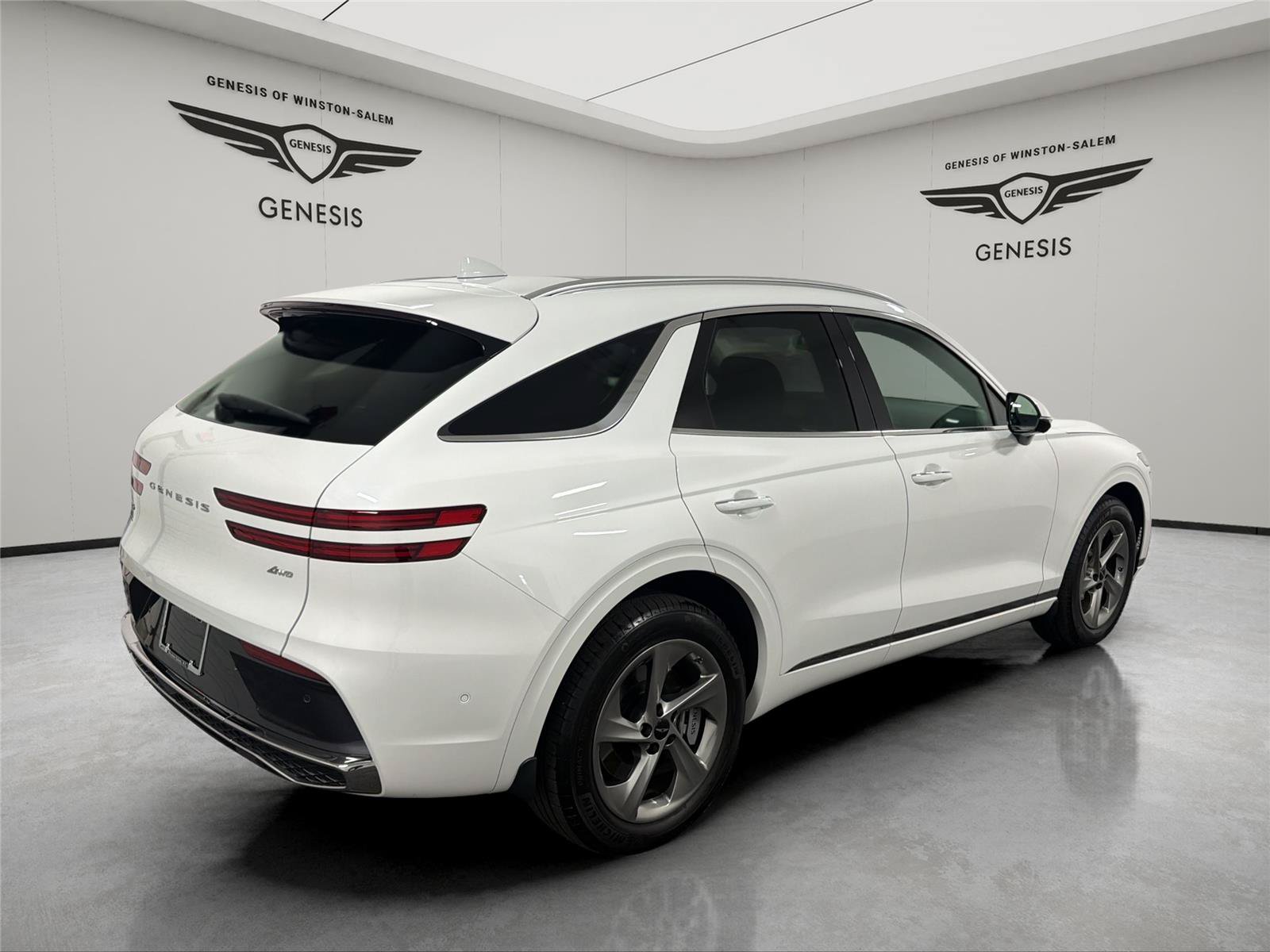 Used 2026 Genesis GV70 2.5T Advanced AWD/4WD image 5