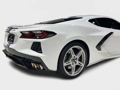 Used 2022 Chevrolet Corvette Stingray 3LT w/ Z51 Performance Package image 18