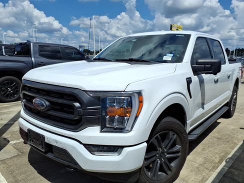 Used 2022 Ford F150 XLT w/ Equipment Group 302A High AWD/4WD image 10