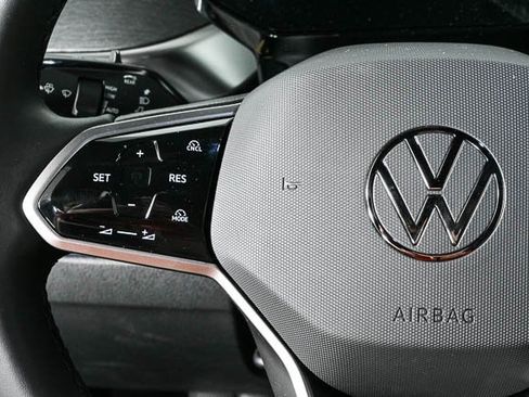 New 2025 Volkswagen ID. Buzz Pro S image 11