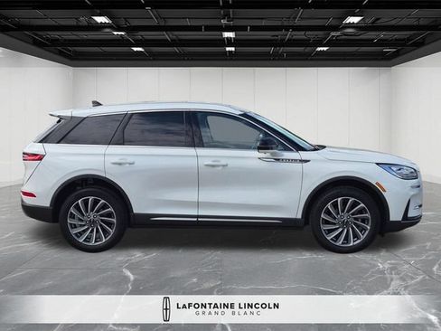 Certified 2024 Lincoln Corsair Reserve w/ Equipment Group 201A AWD/4WD image 6