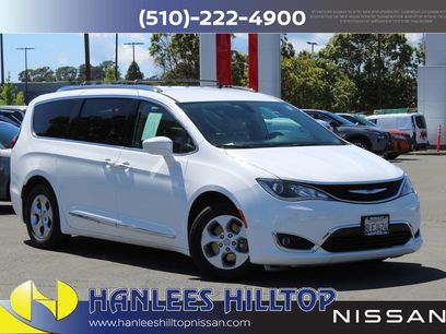 Used 2018 Chrysler Pacifica Touring-L