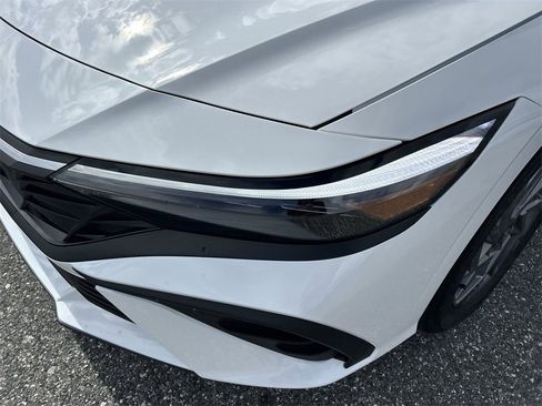 New 2026 Hyundai Elantra Blue image 15