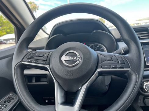 Used 2025 Nissan Versa SV w/ Trunk Package FWD image 28