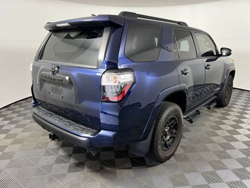 Certified 2022 Toyota 4Runner TRD Off-Road Premium AWD/4WD image 5