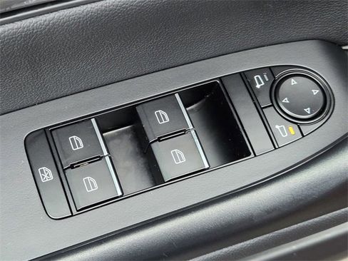 Certified 2025 MAZDA CX-50 AWD 2.5 S w/ Weather Package image 17