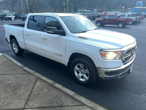 Used 2021 RAM 1500 Big Horn AWD/4WD image 4