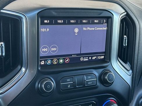 Used 2021 Chevrolet Silverado 1500 LT Trail Boss image 14