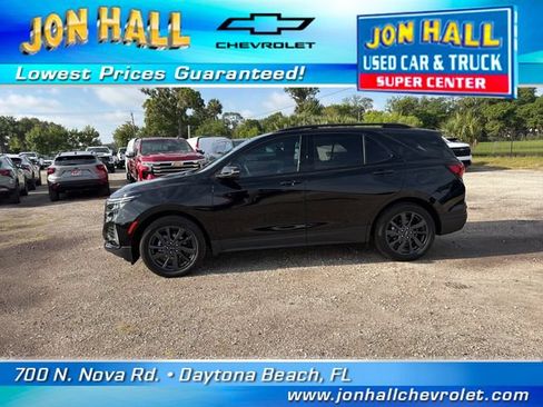 Used 2023 Chevrolet Equinox RS FWD image 4