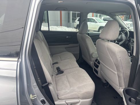 Used 2019 Honda Pilot LX image 20
