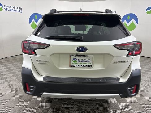 Certified 2022 Subaru Outback Limited image 10