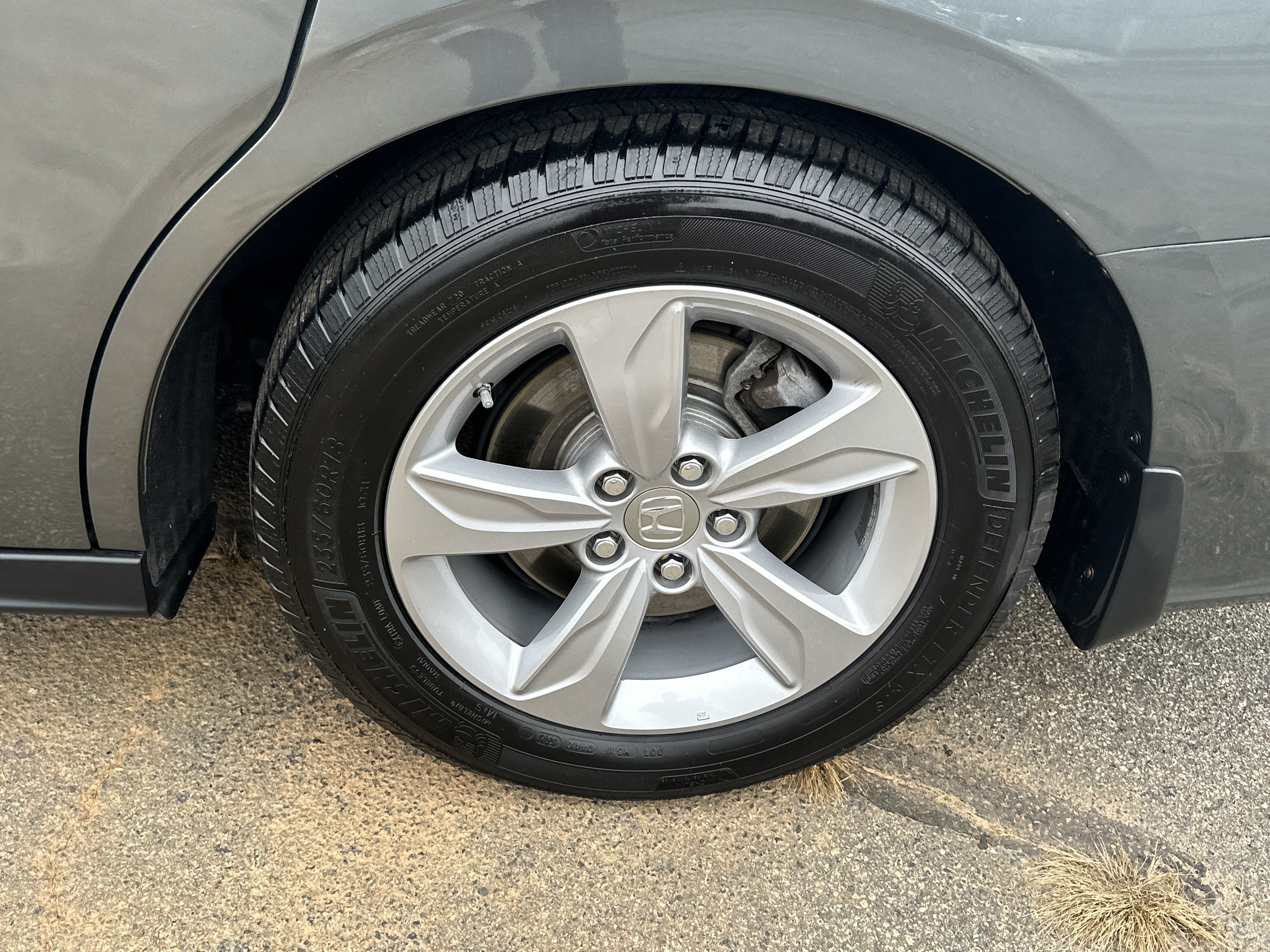 Used 2018 Honda Odyssey EX-L image 24
